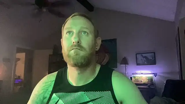 Snapshot of OwlSpirit420 chatting on October 31, 2025, 1:46 am OwlSpirit420 online show from October 31, 2025, 1:46 am