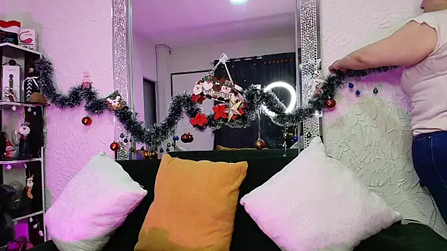 Natasha Amber online show from December 5, 2025, 2:59 pm