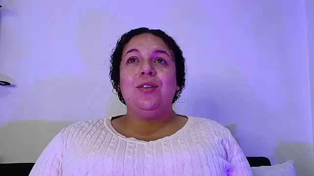 Natasha Amber online show from November 5, 2025, 3:26 pm