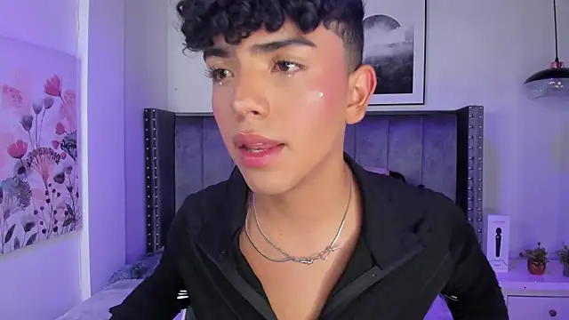 Niick Twiink online show from November 19, 2025, 7:25 pm