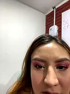 Adrimaretti online show from November 7, 2025, 1:10 am