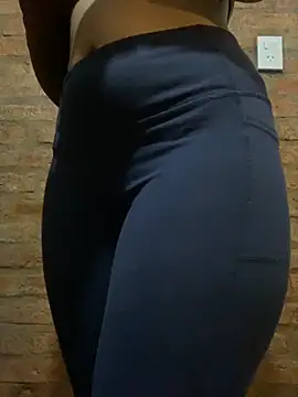 Snapshot of Catalina244 chatting on October 30, 2025, 2:21 am Catalina244 online show from October 30, 2025, 2:21 am