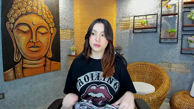 Snapshot of DakotaRussell_ chatting on November 13, 2025, 11:03 am DakotaRussell online show from November 13, 2025, 11:03 am