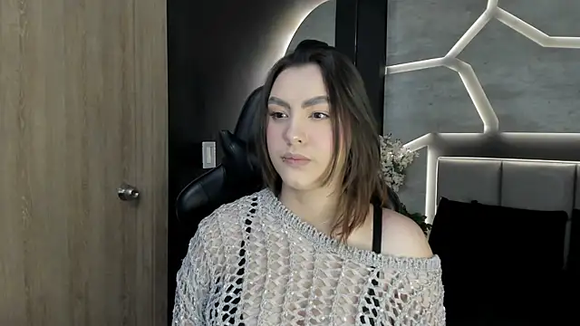 Snapshot of DakotaRussell_ chatting on January 8, 2026, 1:06 pm DakotaRussell online show from January 8, 2026, 1:06 pm