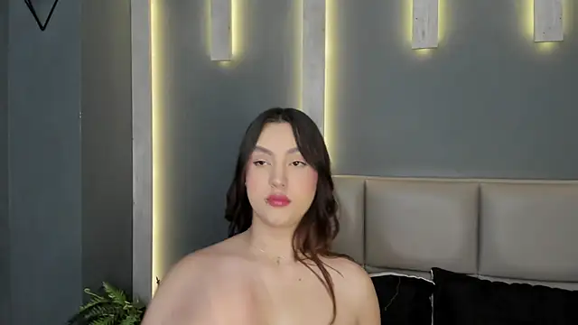 Snapshot of DakotaRussell_ chatting on December 15, 2025, 11:16 am DakotaRussell online show from December 15, 2025, 11:16 am