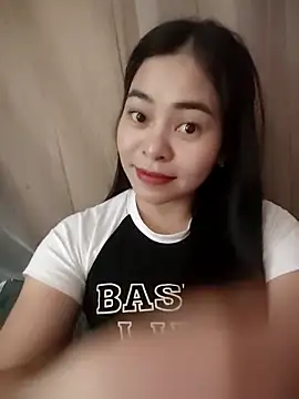 Snapshot of Bamboo-niee123 chatting on April 30, 2026, 1:34 am Bamboo-niee123 online show from April 30, 2026, 1:34 am