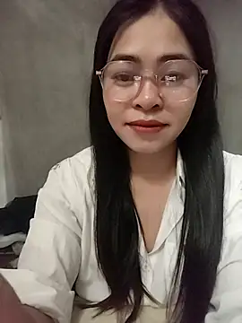 Snapshot of Bamboo-niee123 chatting on May 4, 2026, 3:59 pm Bamboo-niee123 online show from May 4, 2026, 3:59 pm