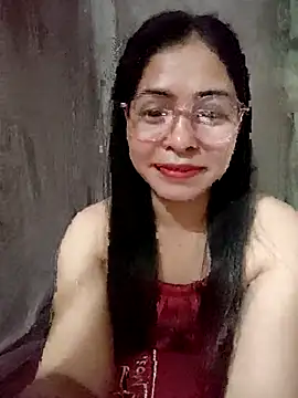 Snapshot of Bamboo-niee123 chatting on April 27, 2026, 2:04 pm Bamboo-niee123 online show from April 27, 2026, 2:04 pm