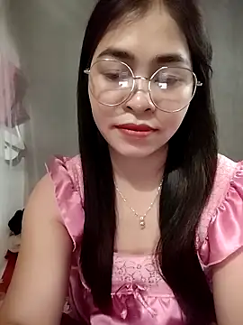 Bamboo-niee123 online show from March 9, 2026, 9:35 am