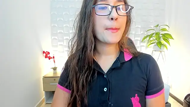 victoria 243 online show from February 25, 2026, 5:07 am