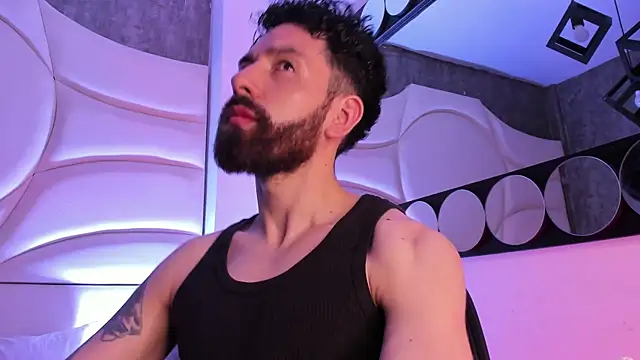 jackfoden01 online show from December 4, 2025, 11:31 am