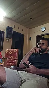 nithinrr online show from December 19, 2025, 2:37 am