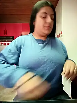 Snapshot of Naaoomii1 chatting on November 8, 2025, 11:36 am Naaoomii1 online show from November 8, 2025, 11:36 am