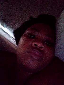 ThickLeeyanaXX online show from February 4, 2026, 12:55 pm