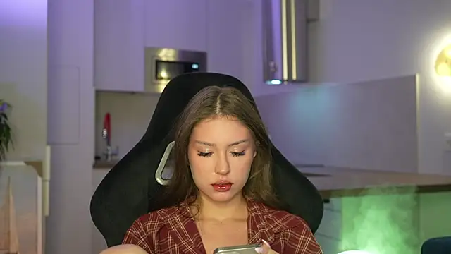 Snapshot of Cleose chatting on January 17, 2026, 7:01 am Cleose online show from January 17, 2026, 7:01 am