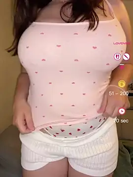 Snapshot of MysteryGirl__ chatting on May 5, 2026, 7:50 pm MysteryGirl online show from May 5, 2026, 7:50 pm