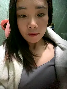 Snapshot of Elysia-007 chatting on November 18, 2025, 3:15 pm Elysia-007 online show from November 18, 2025, 3:15 pm