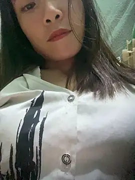 Snapshot of Elysia-007 chatting on November 9, 2025, 1:04 pm Elysia-007 online show from November 9, 2025, 1:04 pm