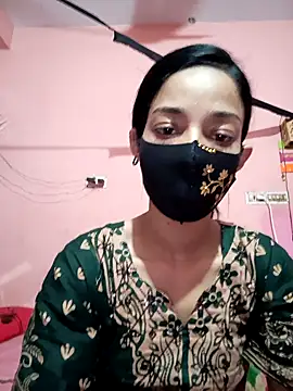 Green LaDY66 online show from April 30, 2026, 2:13 pm