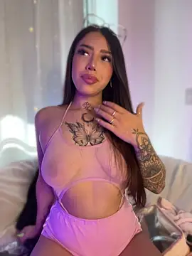 AshleyWinslow online show from April 11, 2026, 1:59 pm