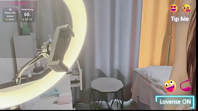 zhnlky online show from February 6, 2026, 6:31 am