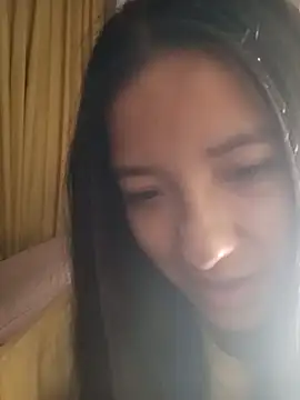 Skay bluee online show from November 27, 2025, 5:08 am