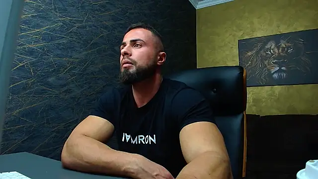 HayesWood online show from November 6, 2025, 5:55 am