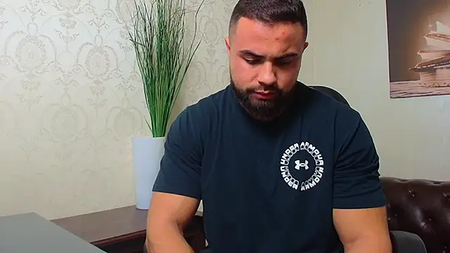 HayesWood online show from November 30, 2025, 5:30 am