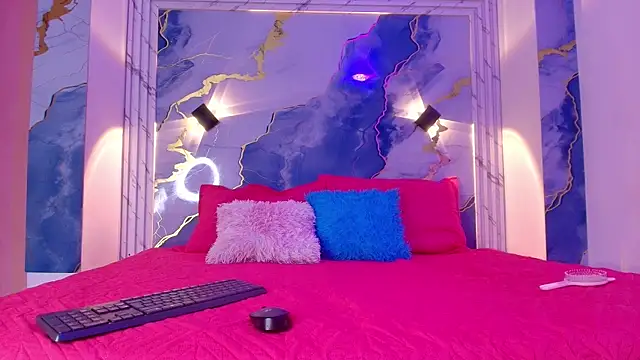 Girls from medellin online show from November 18, 2025, 3:10 am