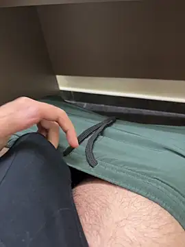 Snapshot of SentScruples chatting on November 12, 2025, 6:45 pm SentScruples online show from November 12, 2025, 6:45 pm