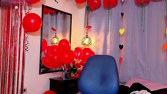 Flor Gil online show from February 15, 2026, 3:18 am