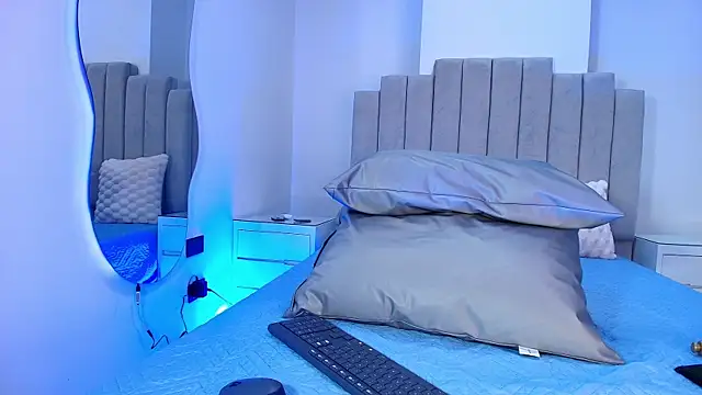 Snapshot of emma_trix chatting on December 4, 2025, 11:53 am emma trix online show from December 4, 2025, 11:53 am