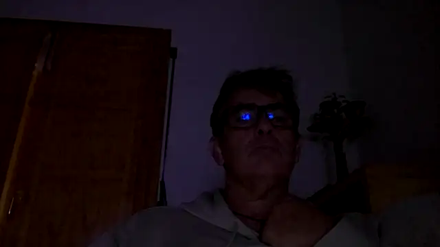 Snapshot of miangelpt chatting on October 28, 2025, 9:25 pm miangelpt online show from October 28, 2025, 9:25 pm