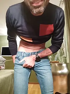 Snapshot of panco_pillo chatting on November 7, 2025, 6:01 pm panco pillo online show from November 7, 2025, 6:01 pm