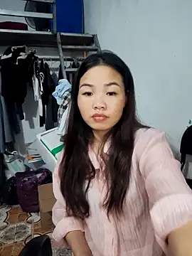 chu-bibo online show from November 10, 2025, 4:23 pm