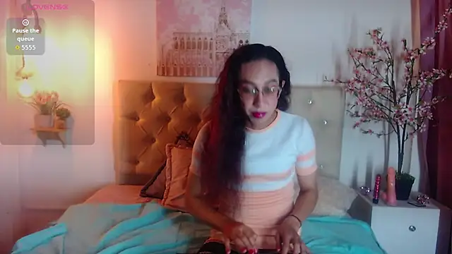 Snapshot of andy_temptation_ chatting on October 30, 2025, 6:27 pm andy temptation  online show from October 30, 2025, 6:27 pm