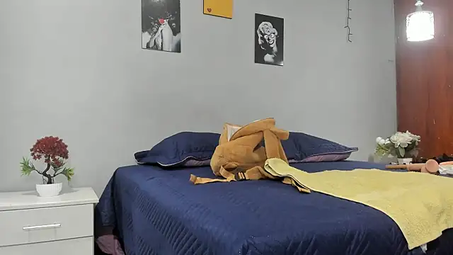 Snapshot of sexynova_93 chatting on November 13, 2025, 8:13 pm sexynova 93 online show from November 13, 2025, 8:13 pm