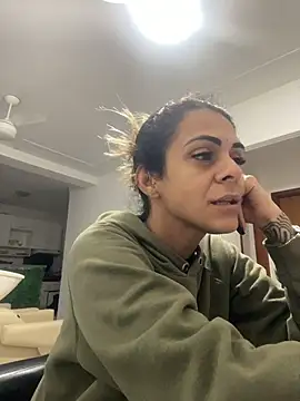 sabrinaneves online show from July 9, 2026, 10:26 am