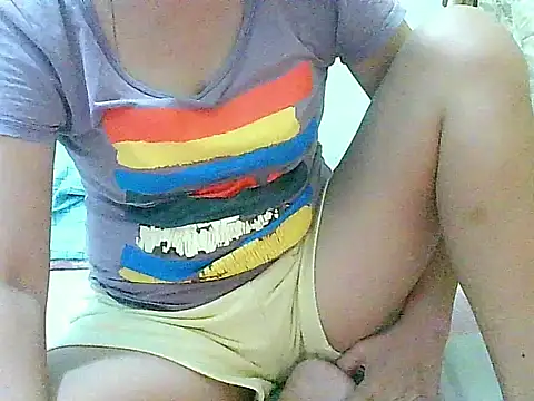 Snapshot of nhicole4u chatting on November 28, 2025, 1:11 pm nhicole4u online show from November 28, 2025, 1:11 pm