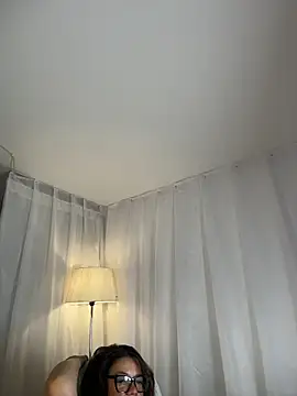 Snapshot of best_secret chatting on May 7, 2026, 11:13 am best secret online show from May 7, 2026, 11:13 am