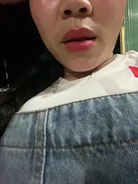 Snapshot of Nul-chal chatting on April 11, 2026, 1:37 pm Nul-chal online show from April 11, 2026, 1:37 pm