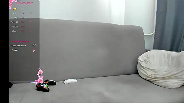 Your hot students online show from November 18, 2025, 7:33 am