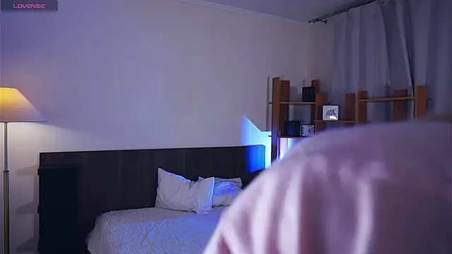 Snapshot of DierdreJacobsohn chatting on October 31, 2025, 7:27 am DierdreJacobsohn online show from October 31, 2025, 7:27 am