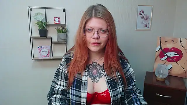 Snapshot of Lina_ri_ chatting on November 19, 2025, 7:14 pm Lina ri online show from November 19, 2025, 7:14 pm