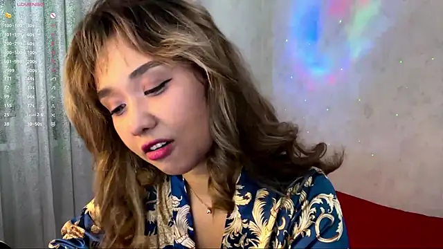 LovelyLara online show from December 2, 2025, 7:04 pm