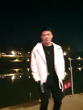 tian7788 online show from December 18, 2025, 2:21 pm