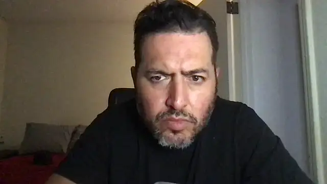 ezrah23 online show from November 13, 2025, 6:34 pm