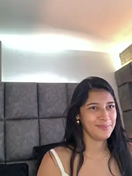 Snapshot of BrigitteVons chatting on April 20, 2026, 11:46 am BrigitteVons online show from April 20, 2026, 11:46 am