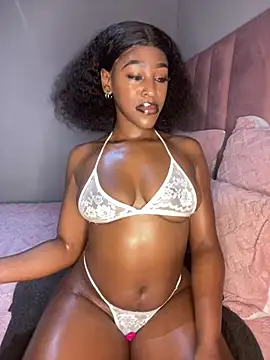 SP1CY MOMMY online show from July 16, 2026, 8:39 pm