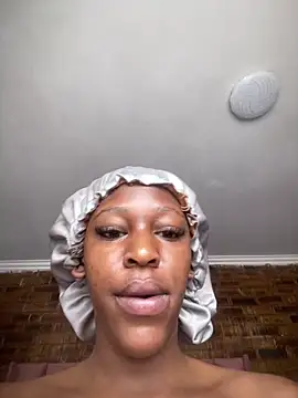 Snapshot of SP1CY_MOMMY chatting on February 23, 2026, 8:26 am SP1CY MOMMY online show from February 23, 2026, 8:26 am